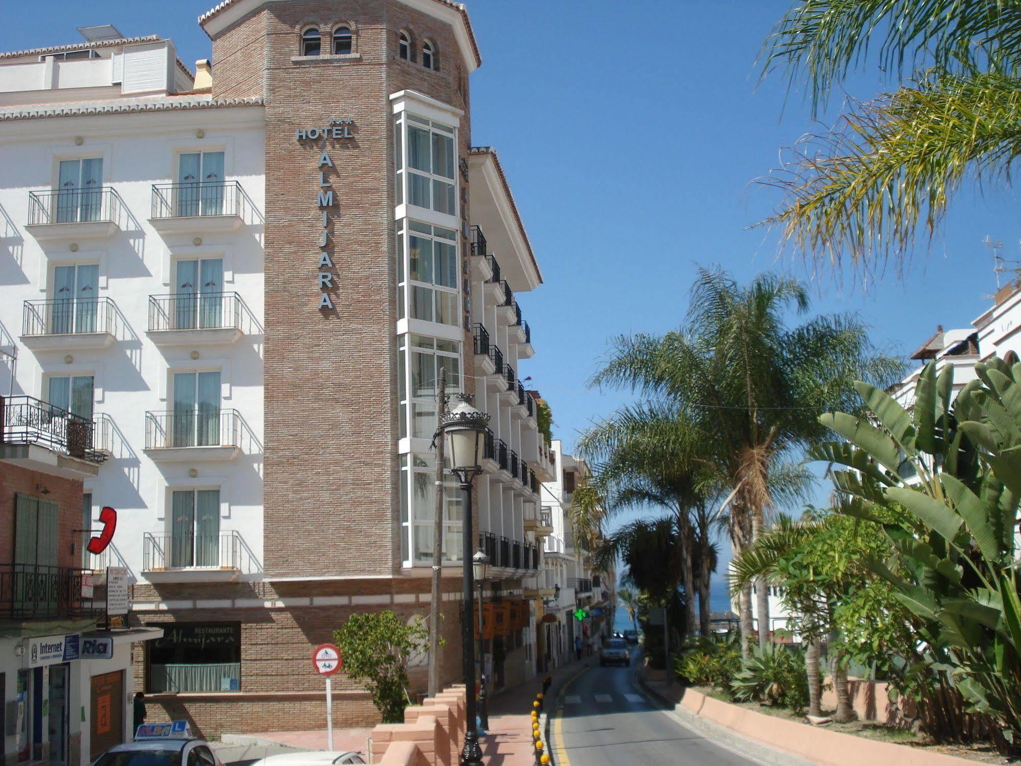 Hotel Almijara - Mares La Herradura  Exterior photo